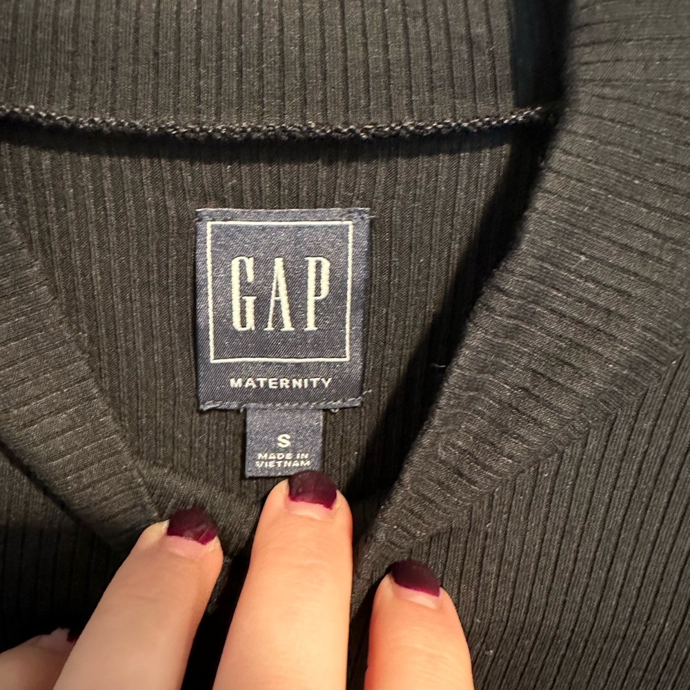 Gap Maternity ribbed dress